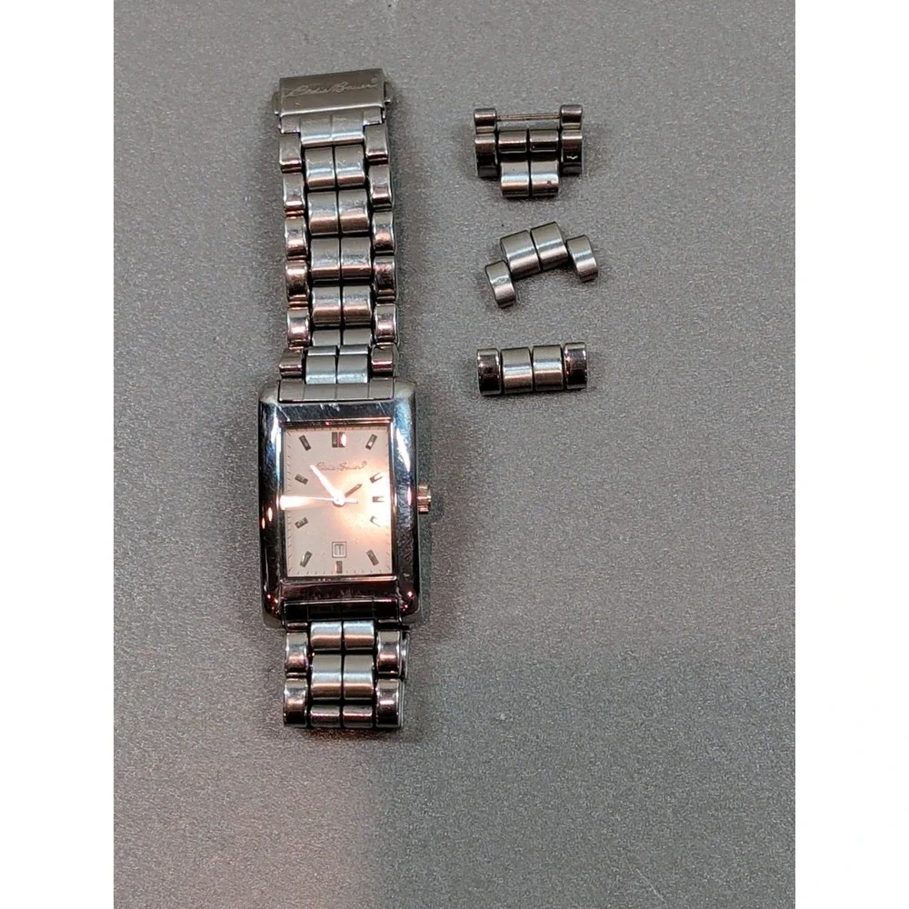 Eddie Bauer LG Metal Tank Watch 0045 Silver Dial Stainless Steel Box Set Mens